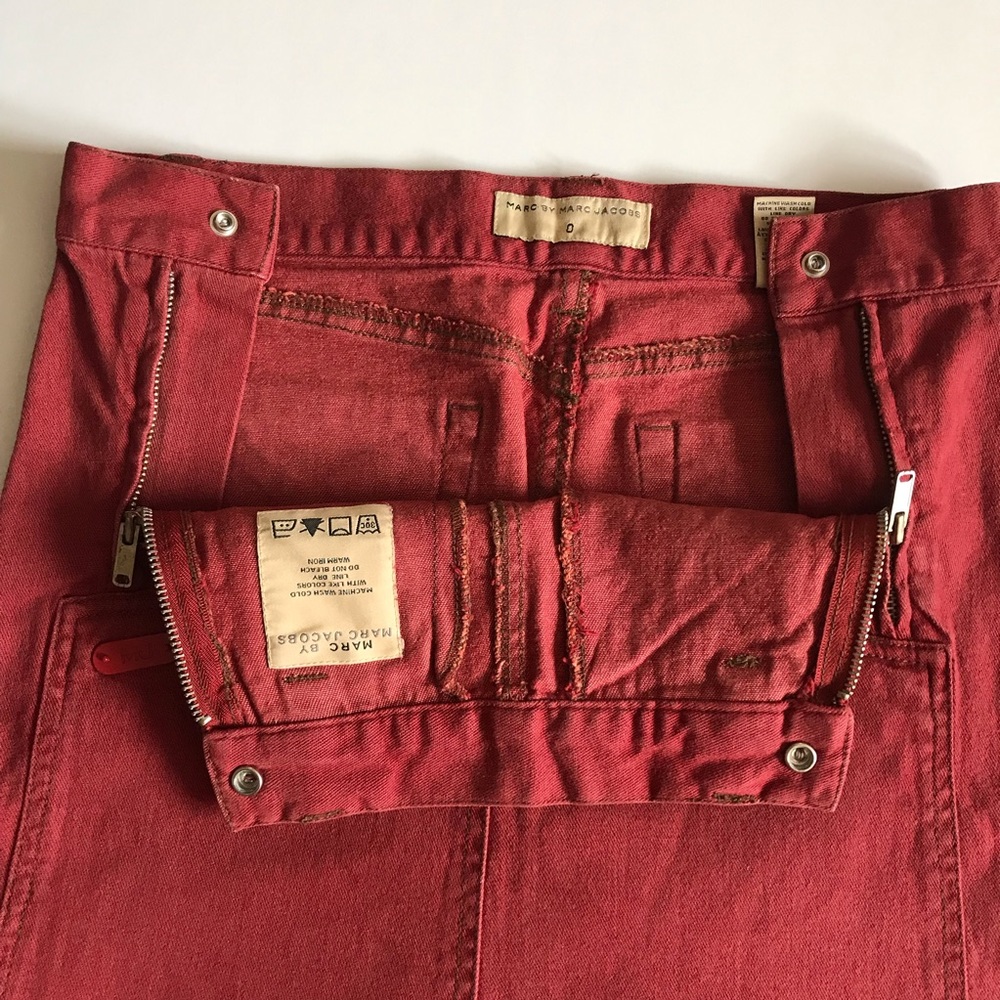 Marc Jacobs Zip up Red skirt